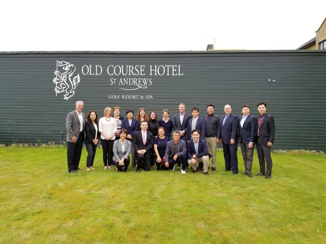2017年夏季女子中巡在圣安德魯斯老球場酒店參加世界積分會議